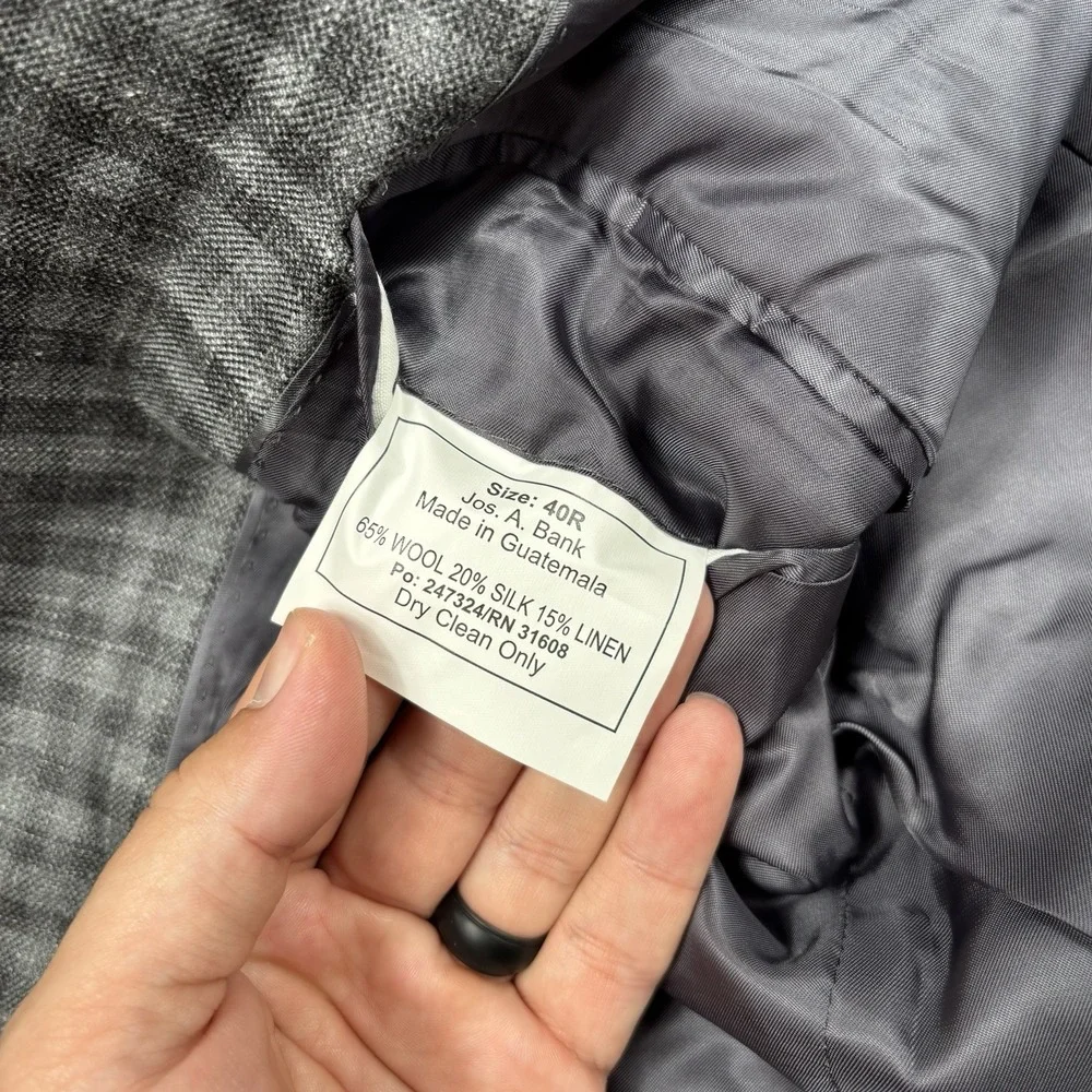 Jos A Bank Signature 40R Sport Coat Gray Plaid Wool Silk Linen Blazer NWT